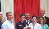 Rachael Perron (center)