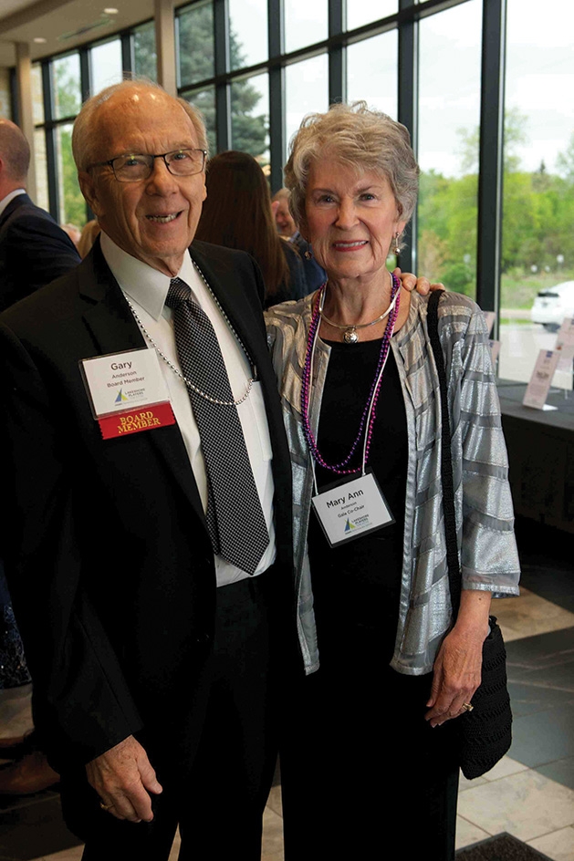 Gary & Mary Ann Anderson at the Lakeshore Players Theatre Annual Fundraiser